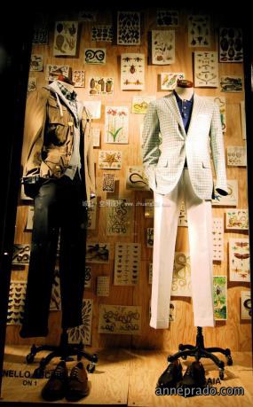 服装店橱窗设计装修效果图片