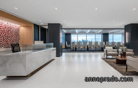 300平办公室简易设计装修图