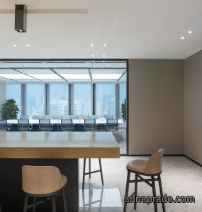 金融公司会议室图片案例