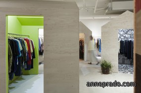 曦文服饰装修实景图,曦文服饰装修实景